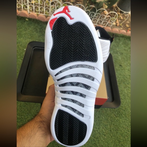 jordan 12 twist size 9